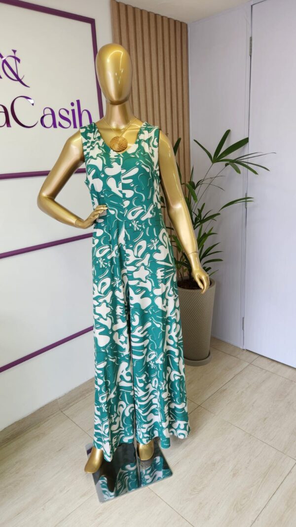 macacão pantalona verde regata estampado