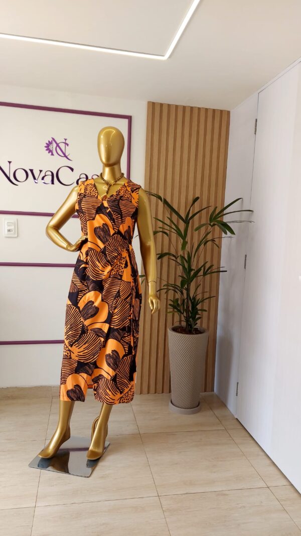 vestido midi envelope estampado look feminino