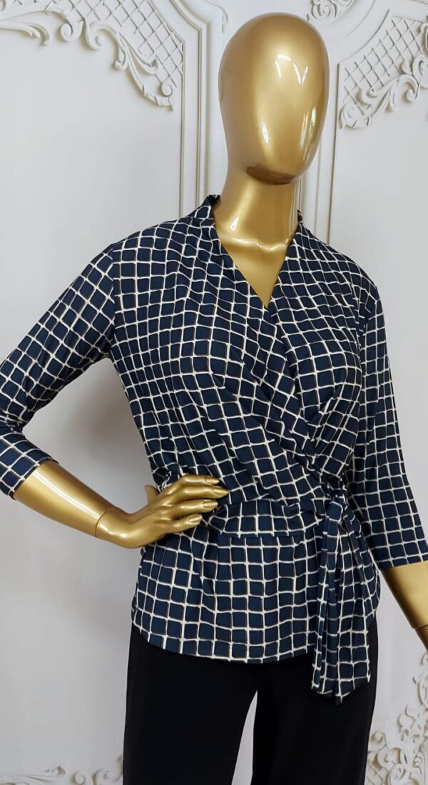 blusa com manga fluity