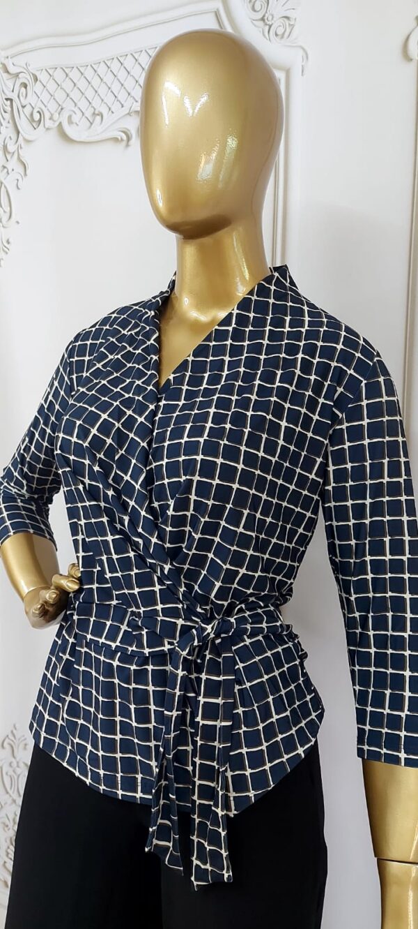 blusa com manga fluity