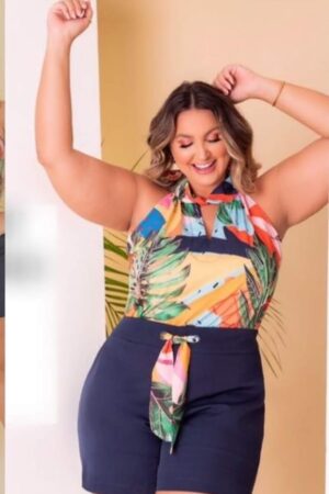 conjunto plus shorts e blusa