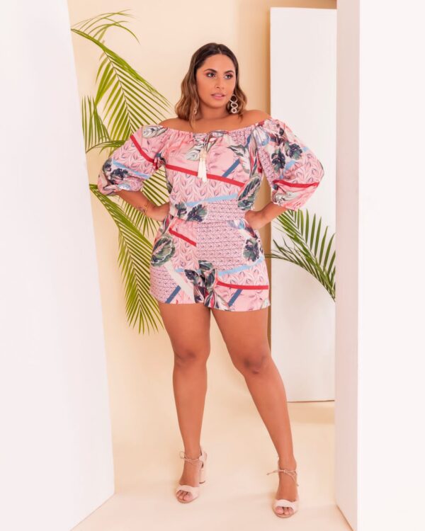 Macaquinho Curto Plus Size Elô Rosê