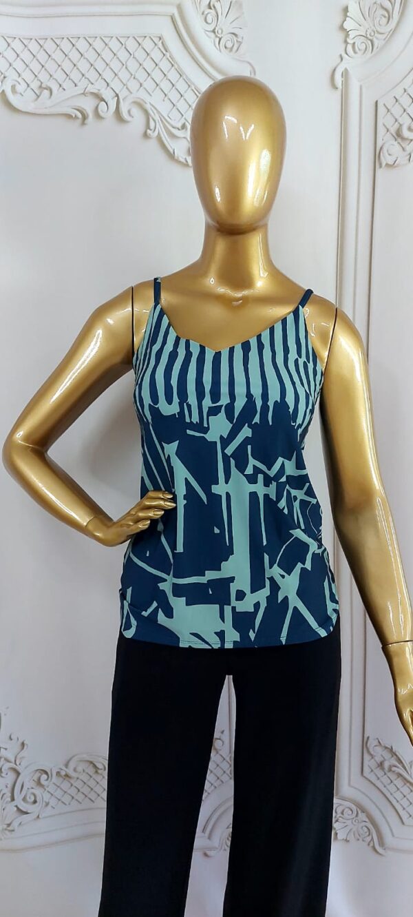Blusa em Fluity de alça Estampada- Azul e Preta - Imagem 3