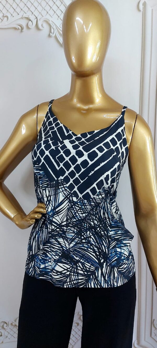 Blusa em Fluity Venice de Alça Estampada Azul Marinho