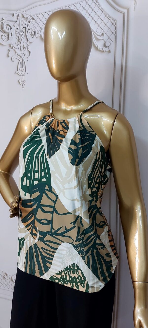 Blusa em Fluity Estampada de Alça com Maxicolar - Imagem 3