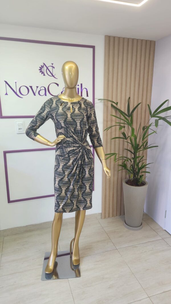 Vestido em Fluity Curto Decote 3 gotas - Imagem 4