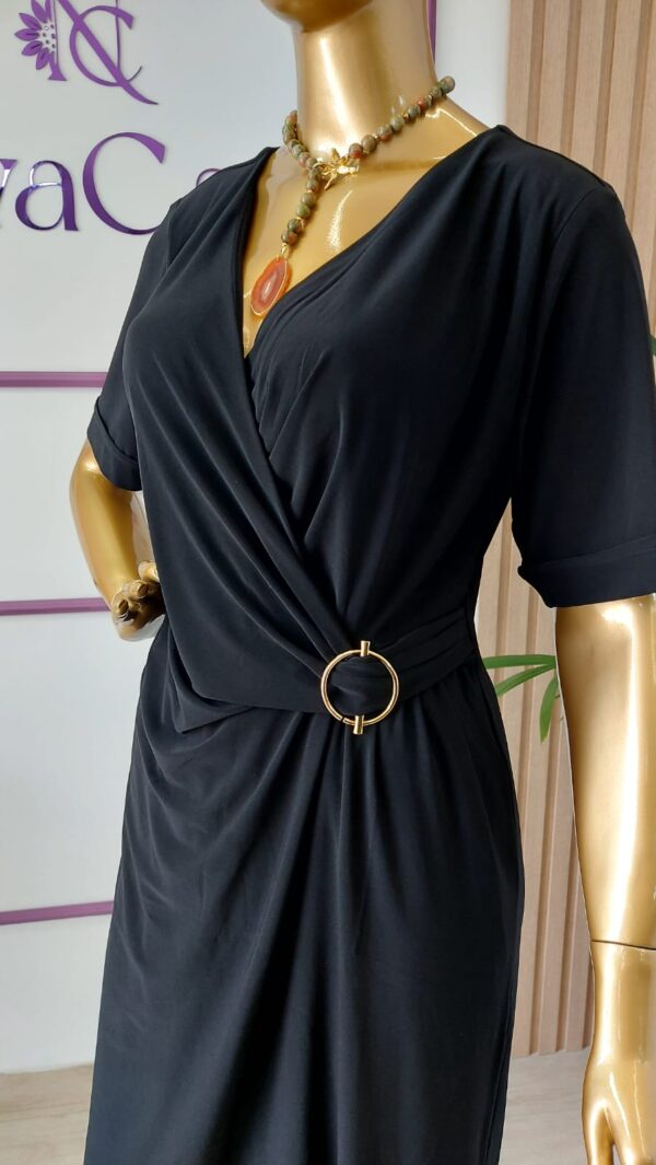 Vestido Cachecouer Preto com Fivela dourada