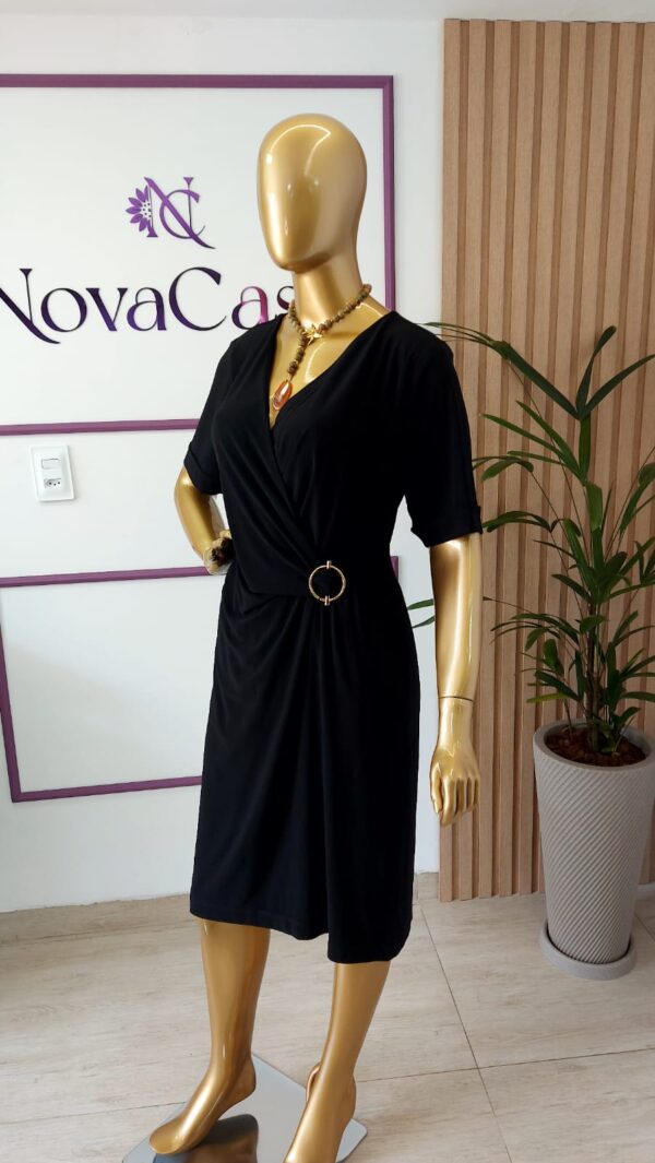 Vestido Cachecouer Preto com Fivela dourada - Imagem 6