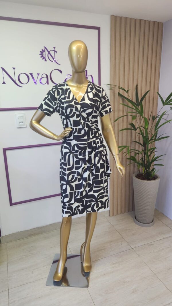 Vestido Curto com Manga modelo Envelope em Fluity. - Imagem 4