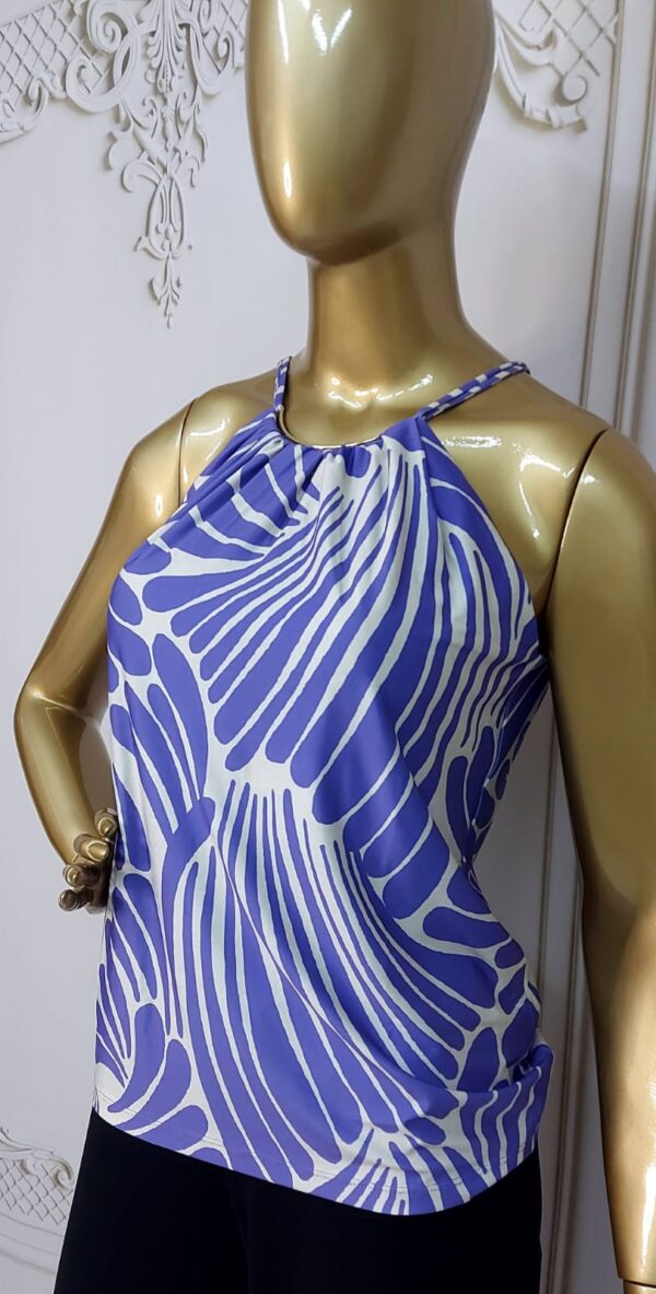 Blusa em Fluity de Alça com Maxi Colar Estampada