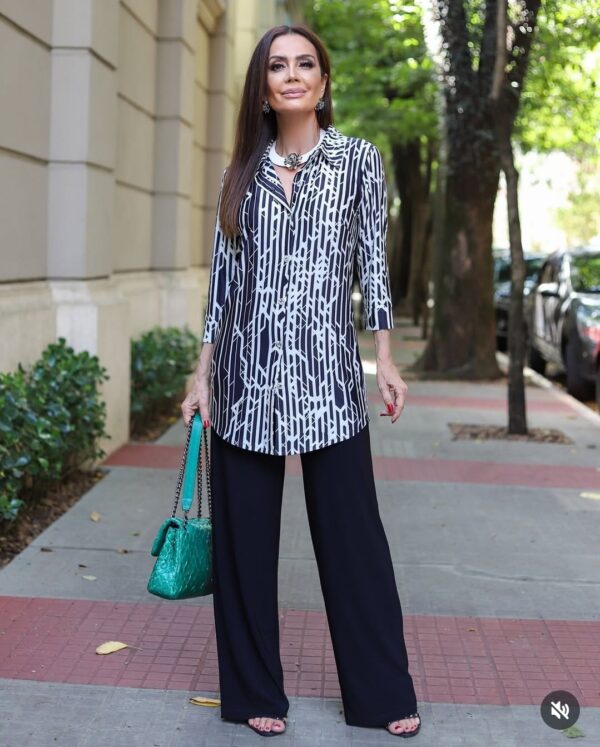 camisa longa em fluity fashion